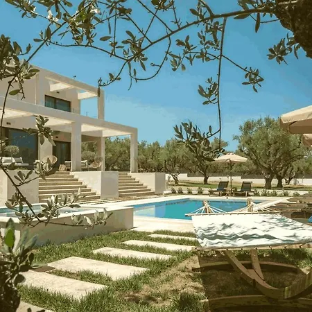 Amazing House Near Sea *